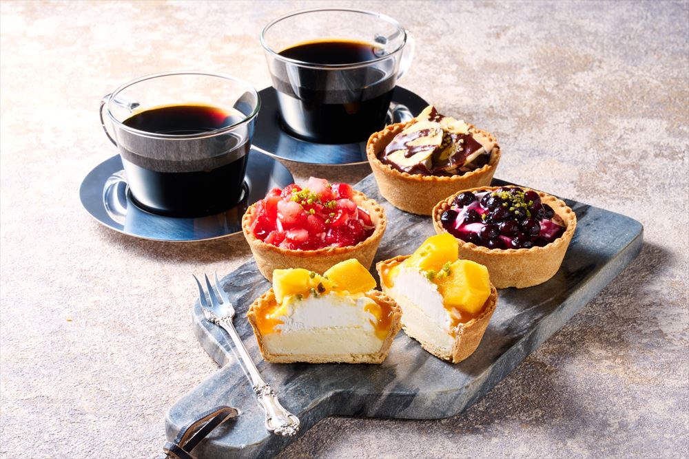 山口 「ホシフルーツ」 星のアイスクリームタルト ストロベリータルト・ブルーベリータルト・チョコバナナタルト×各2個、マンゴータルト×1個 洋スイーツ 山口県 プレゼント ギフト 贈り物 贈答 記念日 人気 熨斗対応 名入れ 送料無料 産地直送 敬老の日のサムネイル