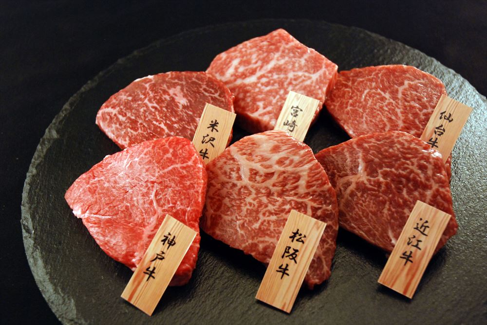 「山晃食品」6大ブランド 和牛 食べ比べ ミニステーキ 360g 神戸牛、松阪牛、近江牛、米沢牛、宮崎牛、仙台牛 各モモ60g×各1 精肉 プレゼント ギフト 贈り物 贈答 記念日 人気 熨斗対応 名入れ 送料無料 産地直送