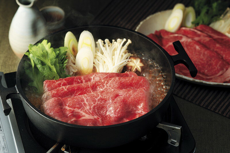 備前牛は、長期肥育なのでやわらかいお肉です。 また、脂肪の融点が低く、お肉のうまみがお口の中で広がり、とろけるような食感が味わえます。岡山県産　岡山備前牛　すき焼き用（600g）モモ600g