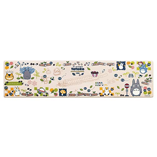 カジュアルベージュ/45 x 180 cm (長方形)/61068・Size:45 x 180 cm (長方形)・パッケージ個数:1・サイズ:約45×180cm・素材・材質:ポリ塩化ビニル（PVC）・生産国:中国・抗菌・防臭・防カビ・防炎機能商品紹介 映画のエンディングロールシーンを切り取ったシーンや特徴的なポーズのトトロのカットを集めた楽しいデザインのマット。水に強く、水ハネや油汚れもサッとひと拭きするだけのPVC（ポリ塩化ビニル樹脂）なので、お洗濯いらずでお手入れかんたん。程良い厚みで床を傷つけにくく足への負担も軽減されます。 安全警告 とかり?め機とはない機?の機いです。小家が機りとき、火の近いで使用しないより恩いです。