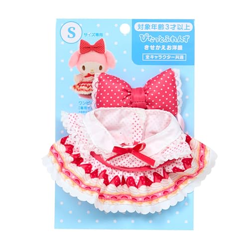 ワンピースセット/-/152285・Color:ワンピースセット・本体サイズ：約幅14×奥行1×高さ7cm。主な材料・原料：ポリエステル・対象年齢3才以上。背面:面ファスナー式開閉。ぴたっとふれんずドールS（別売）にぴったりなお洋服※総柄デザインの部分は、商品によって柄の出方が若干異なります。・(C) 2025 SANRIO CO. LTD.　著作 株式会社サンリオ商品紹介 一緒にお出かけをたくさんしたくなるぴたっとふれんず。ケーキのようなスイートなデザインがキュート。どのキャラクターにも着せられるサイズ感がうれしい。 安全警告 ●金属部分を乳幼児がなめたり、口に入れたり、飲み込む等しないようにお取り扱いに注意してください。（金属部品があるもののみ）●繊細な素材を使用しておりますので、引っ掛けなどにより生地が滑脱したりほつれる場合があります。お取り扱いには十分ご注意ください。●ひもは、指などに巻きつけないでください。血がかよわなくなり危険です。
