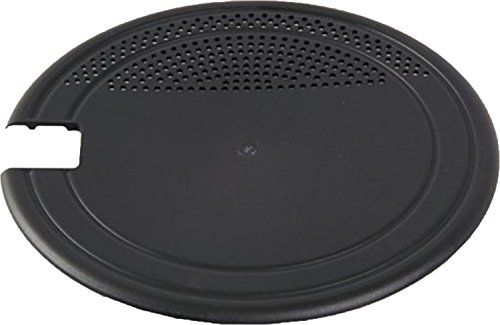 シリーズブラック/長さ18.5 x 幅16.3 cm/TRXCOOKAC01ZT91・パッケージ個数:1・耐熱温度:約250℃湯切りやまな板、ストームクッカーSの雪上での土台として使用することができるプレートです。 ストームクッカーSの直径18cmのフライパン、またはツンドラ3の20cmライパンの内側にぴったり納まります。 ツンドラ3にセットされているような1.5Lのソースパン(ナベ)の蓋としても合うサイズです。
