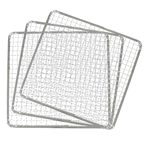 角型・250×250mmシルバー/製品サイズ:(約)250×250mm/m6618・Size:製品サイズ:(約)250×250mmStyle:角型・250×250mm・パッケージ個数:1・セット内容:3枚セット・製品サイズ:(約)250×250mm・材質:鉄(亜鉛めっき)・原産国:中国交換に便利な3枚セット! 串がなくても焼ける格子アミ。 網目が細かいので小さな肉や野菜も大丈夫。 材料を串に刺さなくても手軽にバーベキューが楽しめます。 レンタル等による貸出、オークション等による販売や中古販売、及び譲渡によって発生した故障・破損・損害・事故などにつきましては一切責任を負いかねますので予めご了承ください。