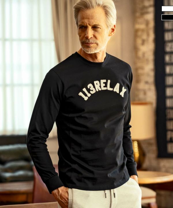 1PIU1UGUALE3 RELAX ウノピゥウノウグァーレトレ リラックス サガラ刺繍アーチロゴロングTシャツ 長袖 ロンT カットソー スポーツ メンズ おしゃれ 秋冬 トレーニング アウトドア キャンプ