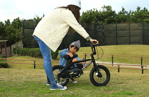 【レビュー3件!!】【マットブラック&ホワイト】【14インチキッズBMX!】【ストライダーキックバイク卒業ファーストバイク!!】【3〜5才】BMXトランプビーチクルーザー♠fivecard-bike湘南の自転車ビーチクルーザーカスタム専門店!