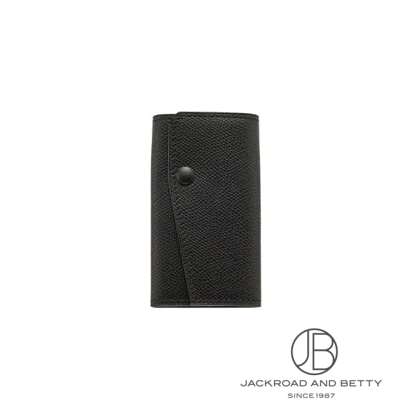 [商品ID：vlx013] &nbsp;PRODUCT&nbsp;&nbsp;-&nbsp;商品名&nbsp;- BRANDブランド ヴァレクストラVALEXTRA MODELモデル キーホルダー 6フック ブラック 黒Key Holder 6hooks Nero REFERENCE型番 SGSR0076028LRDKH99NN &nbsp;DETAILS&nbsp;&nbsp;-&nbsp;商品詳細&nbsp;- 1937年にレザーグッズブランドとしてイタリアのミラノで創業した「Valextra ヴァレクストラ」。 最上のクオリティ、洗練されたクラフトマンシップ、 ヴァレクストラ独自の美しく豊富なカラーバリエーションで真のラグジュアリーを追及しています。 1950年代に初登場した6フックのキーホルダーは、定番の必携アイテムです。カラー・ブラック 素材・ソフトカーフスキンレザー 付属品・内袋 &nbsp;SPEC&nbsp;&nbsp;-&nbsp;商品スペック&nbsp;- 付属品 ： メーカー純正BOXあり サイズ ： W11cm×H6cm 種類 ： キーケース・キーホルダー