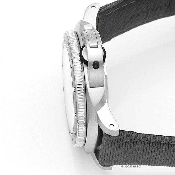 パネライ PANERAI サブマーシブル クアランタクアトロ グリジオ・ロッチャ PAM01288 新品 時計 メンズ