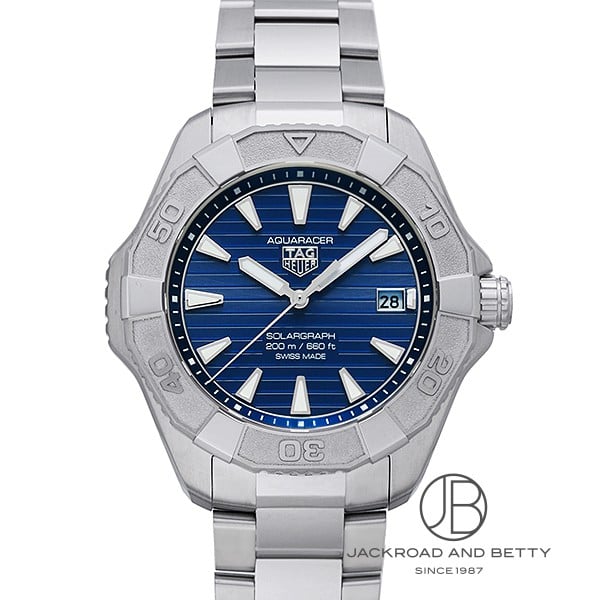 [商品ID：tg1443] &nbsp;PRODUCT&nbsp;&nbsp;-&nbsp;商品名&nbsp;- BRANDブランド タグ・ホイヤーTAG HEUER MODELモデル アクアレーサー プロフェッショナル 200 ソーラーグラフAquaracer Professional 200 Solar Graph REFERENCE型番 WBP1117.BA0047 &nbsp;DETAILS&nbsp;&nbsp;-&nbsp;商品詳細&nbsp;- 2026年新作　ラ・ジュー・ペレ社のムーブメントを搭載したソーラーウォッチ &nbsp;SPEC&nbsp;&nbsp;-&nbsp;商品スペック&nbsp;- 保証 ： 当店オリジナル保証3年 状態 ： 新品 サイズ ： メンズ ケース径 ： 40 mm ムーブメント / キャリバー ： ソーラー / TH50-00 防水性能 ： 200m防水 風防 ： サファイアクリスタル風防 仕様 ： ダイバーズ回転ベゼル3針 付属品 ： メーカー純正BOXあり国際保証書あり ケース素材 ： ステンレススチール ベゼル素材 ： ステンレススチール ベルト素材 ： ステンレススチール ベルトタイプ / サイズ ： ブレス 文字盤カラー ： ブルー 文字盤タイプ ： なし