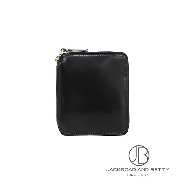 [商品ID：cdg001] &nbsp;PRODUCT&nbsp;&nbsp;-&nbsp;商品名&nbsp;- BRANDブランド コム デ ギャルソンCOMME DES GARCONS MODELモデル ミラーインサイド ラウンドファスナー 二つ折り財布 ブラックMirror Inside Round Zipper Bifold Wallet REFERENCE型番 SA2100MI &nbsp;DETAILS&nbsp;&nbsp;-&nbsp;商品詳細&nbsp;- 人気のミラーインサイドシリーズの二つ折り財布です。上質なレザーを使用しており、光沢のあるボディーからは高級感が漂います。ラウンドファスナー式で開閉する内側にはメタリックなゴールドカラーが広がり、コム デ ギャルソンらしい個性が光るアイテムです。4つのカード入れや紙幣入れ、蓋つきの小銭入れなどを備え、必要なものをすっきり収納できるデザインです。素材：カウハイド &nbsp;SPEC&nbsp;&nbsp;-&nbsp;商品スペック&nbsp;- 付属品 ： メーカー純正BOXあり サイズ ： W12cm×H10.5cm×D2cm 種類 ： 財布二つ折り財布