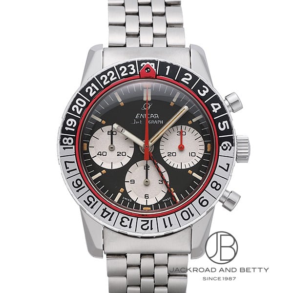 [商品ID：5974502] &nbsp;PRODUCT&nbsp;&nbsp;-&nbsp;商品名&nbsp;- BRANDブランド エニカENICAR MODELモデル ジェットグラフJet Graph REFERENCE型番 072-02-02A &nbsp;DETAILS&nbsp;&nbsp;-&nbsp;商品詳細&nbsp;- 手巻きクロノグラフの名作バルジューCal.72に24時間針を追加したCal.724搭載　黒文字盤に白インダイアルの組み合わせ　通称「逆パンダ」ダイアル　チェッカー柄のGMT針が魅力的です　※非防水ですので汗や雨、水には十分ご注意ください &nbsp;SPEC&nbsp;&nbsp;-&nbsp;商品スペック&nbsp;- 保証 ： 当店オリジナル保証1年 状態 ： ヴィンテージ サイズ ： メンズ ムーブメント / キャリバー ： 手巻き / ヴァルジュー724 製造年代 ： 1970 防水性能 ： 非防水 風防 ： プラスチック風防 仕様 ： クロノグラフGMT 付属品 ： メーカー純正BOX無し国際保証書無し ケース素材 ： ステンレススチール ベルト素材 ： ステンレススチール ベルトタイプ / サイズ ： ブレス 文字盤カラー ： ブラック 文字盤タイプ ： なし