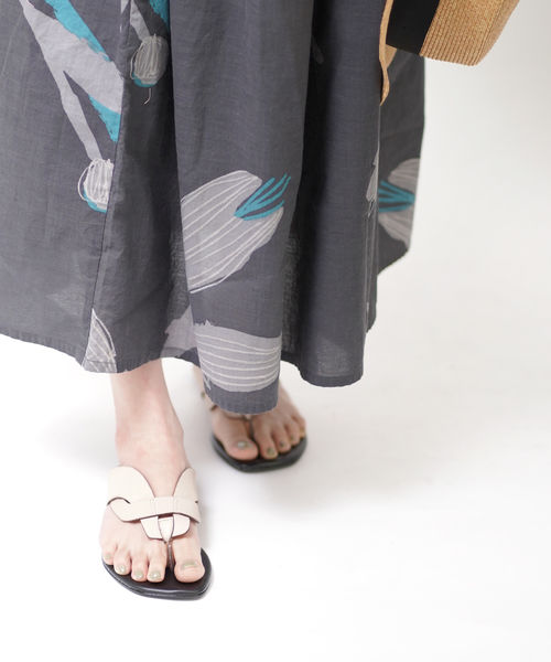 スクーロ バイ エネス(SCURO by ENESS)レザー トングサンダル フラットサンダル ミュール・11188-0242001【レディース】【C-1】
