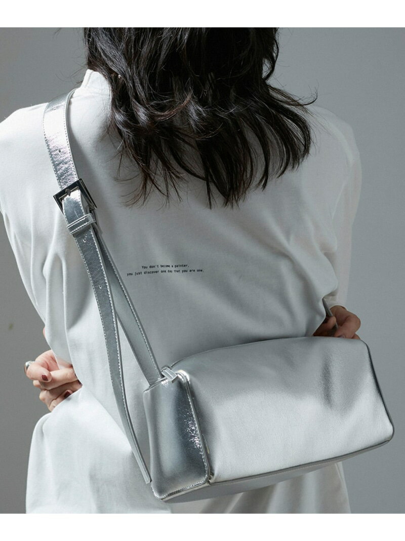 【雑誌掲載】【追加】レザーボックスショルダーバッグ/クロスボディバッグ SALON adam et rope' サロン アダム エ ロペ バッグ ショルダーバッグ シルバー【送料無料】[Rakuten Fashion]