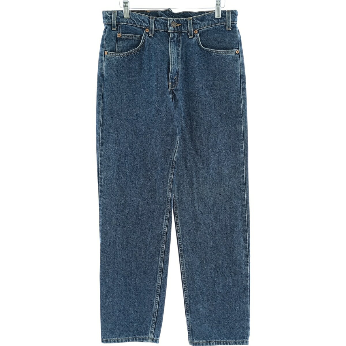 商品詳細 ブランド・Levi's・リーバイス・ 特徴・ワイドパンツ・ジッパーフライ・ヴィンテージ・オレンジタブ・ モデル/形状・550 RELAXED FIT・テーパードデニムパンツ・ 素材・コットン:100%・ 色・ブルー系 青色・ 柄・無地・ 生産国・メキシコ製・ 年代・90年代・ サイズ・メンズw31・表記サイズ:W32 L30・ウエスト:80cm・股上:30cm・股下:76.5cm・もも周り:65cm・裾周り:39cm・ コンディション・C・ カテゴリ・メンズ・ボトムス・デニムパンツ・スリム・テーパードデニムパンツ・ 商品番号・eaa417498・ 取扱店・・ スタッフコメントLevi's 550 RELAXED FIT テーパードデニムパンツ / メンズw31 / 商品番号 eaa417498 USEDデニムですので使用感、擦れ、色落ちなどございますが、まだまだご愛用していただけます。 古着という事をご理解の上ご注文よろしくお願いします。 【状態追記】 ●前、左右ポケット内側・左膝に汚れ　股・右裾に擦れ ●後、両裾に汚れ※状態は当社独自の基準です。 着用感表記サイズウエスト股上股下もも周り裾周り メンズw31W32 L30(サイズ表記W32 L30ですが、計測値&着用感でメンズw31相当です)80cm30cm76.5cm65cm39cm ※測定値の若干の誤差はご了承下さい。サイズガイドはこちら ブランドLevi'sリーバイス 特徴ワイドパンツ / ジッパーフライ / ヴィンテージ / オレンジタブモデル/形状550 RELAXED FIT / テーパードデニムパンツ素材コットン:100%色ブルー系 青色柄無地生産国メキシコ製年代90年代カテゴリスリム・テーパードデニムパンツ商品番号eaa417498取扱店　　 リーバイスの他の商品を見るスリム・テーパードデニムパンツの他の商品を見る