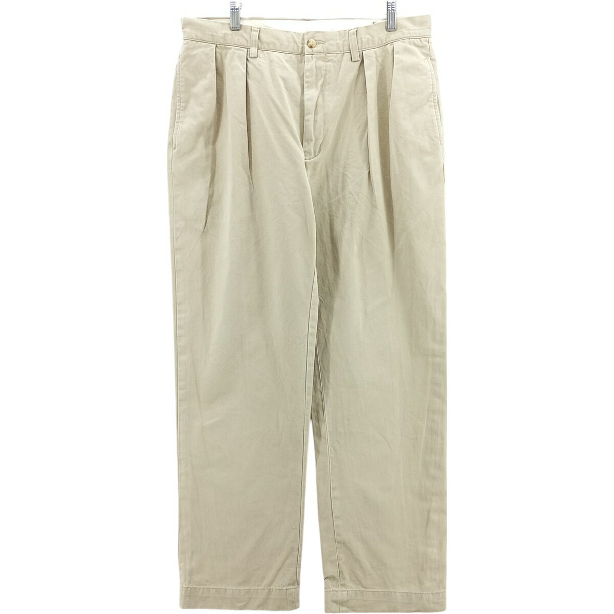 商品詳細 ブランド・Ralph Lauren・ラルフローレン・ 特徴・ツータック・ワイドパンツ・ジッパーフライ・ モデル/形状・POLO RALPH LAUREN・チノパンツ・ 素材・コットン:100%・ 色・ベージュ系・ 柄・無地・ロゴパッチ・ 生産国・スリランカ製・ 年代 サイズ・メンズw34・表記サイズ:W33L30・ウエスト:86cm・股上:28cm・股下:76cm・もも周り:65cm・裾周り:44cm・ コンディション・C・ カテゴリ・メンズ・ボトムス・ロングパンツ・チノパン・ 商品番号・eaa419782・ 取扱店・・ スタッフコメントRalph Lauren POLO RALPH LAUREN チノパンツ / メンズw34 / 商品番号 eaa419782 USEDですので使用感などございますが、まだまだご愛用していただけます。 古着という事をご理解の上ご注文よろしくお願いします。 【状態追記】 ●前、右腿に汚れ ●前、両裾にリペア跡 ●前、右ポケット内側・右ポケット内袋に汚れ※状態は当社独自の基準です。 着用感表記サイズウエスト股上股下もも周り裾周り メンズw34W33L30(サイズ表記W33ですが、計測値によりメンズw34相当です。)86cm28cm76cm65cm44cm ※測定値の若干の誤差はご了承下さい。サイズガイドはこちら ブランドRalph Laurenラルフローレン 特徴ツータック / ワイドパンツ / ジッパーフライモデル/形状POLO RALPH LAUREN / チノパンツ素材コットン:100%色ベージュ系柄無地 / ロゴパッチ生産国スリランカ製年代-カテゴリチノパン商品番号eaa419782取扱店　　 ラルフローレンの他の商品を見るチノパンの他の商品を見る