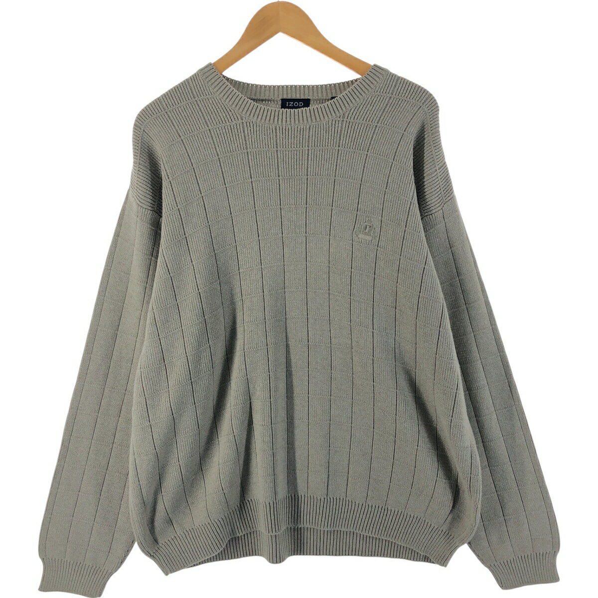 商品詳細 ブランド・IZOD・ 特徴・クルーネック(丸首)・長袖・ モデル/形状・コットンニットセーター・ 素材・コットン:100%・ 色・ベージュ系・ 柄・無地・ワンポイント・ 生産国・マレーシア製・ 年代 サイズ・表記サイズ:XL・着丈:68.5cm・身幅:63.5cm・肩幅:55cm・袖丈:58.5cm・ コンディション・C・ カテゴリ・メンズ・トップス・セーター・クルーネックセーター・ 商品番号・eaa434666・ 取扱店・・ スタッフコメントIZOD コットンニットセーター / 商品番号 eaa434666 USEDですので使用感などございますが、まだまだご愛用していただけます。 古着という事をご理解の上ご注文よろしくお願いします。 【状態追記】 ●後、右裾内に汚れ※状態は当社独自の基準です。 表記サイズ着丈身幅肩幅袖丈 XL(※着用感、表記サイズは目安です。)68.5cm63.5cm55cm58.5cm ※測定値の若干の誤差はご了承下さい。サイズガイドはこちら ブランドIZOD 特徴クルーネック(丸首) / 長袖モデル/形状コットンニットセーター素材コットン:100%色ベージュ系柄無地 / ワンポイント生産国マレーシア製年代-カテゴリクルーネックセーター商品番号eaa434666取扱店　　 IZODの他の商品を見るクルーネックセーターの他の商品を見る