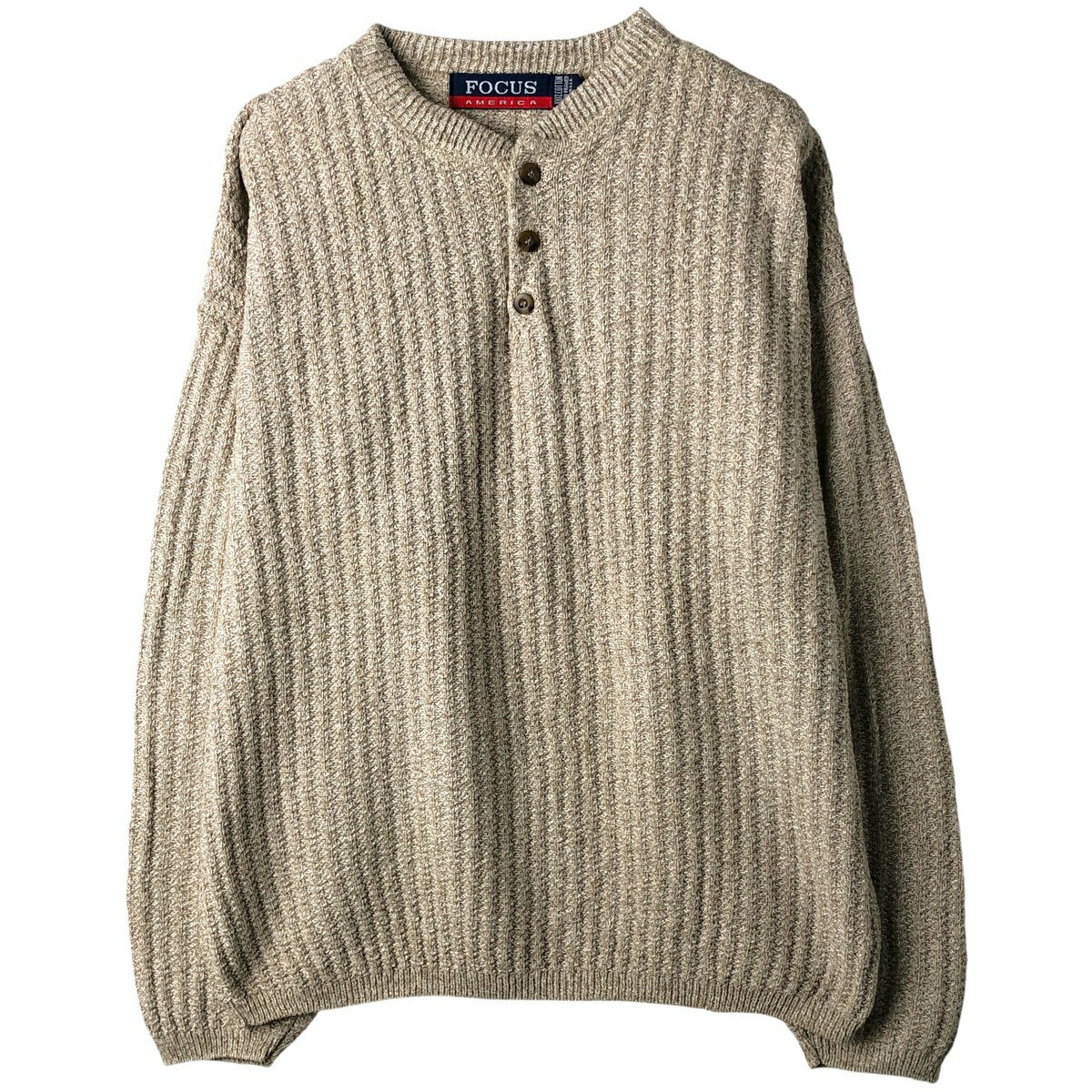 商品詳細 ブランド・FOCUS・ 特徴・ヘンリーネック・長袖・ モデル/形状・コットンニットセーター・ 素材・コットン:100%・ 色・ベージュ系・ 柄・無地・ 生産国・USA製・ 年代 サイズ・メンズL・表記サイズ:L・着丈:65cm・身幅:63.5cm・肩幅:62cm・袖丈:57cm・ コンディション・B・ カテゴリ・メンズ・トップス・セーター・その他セーター・ 商品番号・eaa459199・ 取扱店・・ スタッフコメント写真と実物とでは色味が異なる恐れがございます。FOCUS コットンニットセーター / メンズL / 商品番号 eaa459199 USEDですので使用感などございますが、まだまだご愛用していただけます。 古着という事をご理解の上ご注文よろしくお願いします。※状態は当社独自の基準です。 着用感表記サイズ着丈身幅肩幅袖丈 メンズLL(※着用感、表記サイズは目安です。)65cm63.5cm62cm57cm ※測定値の若干の誤差はご了承下さい。サイズガイドはこちら ブランドFOCUS 特徴ヘンリーネック / 長袖モデル/形状コットンニットセーター素材コットン:100%色ベージュ系柄無地生産国USA製年代-カテゴリその他セーター商品番号eaa459199取扱店　　 写真と実物とでは色味が異なる恐れがございます。FOCUSの他の商品を見るその他セーターの他の商品を見る
