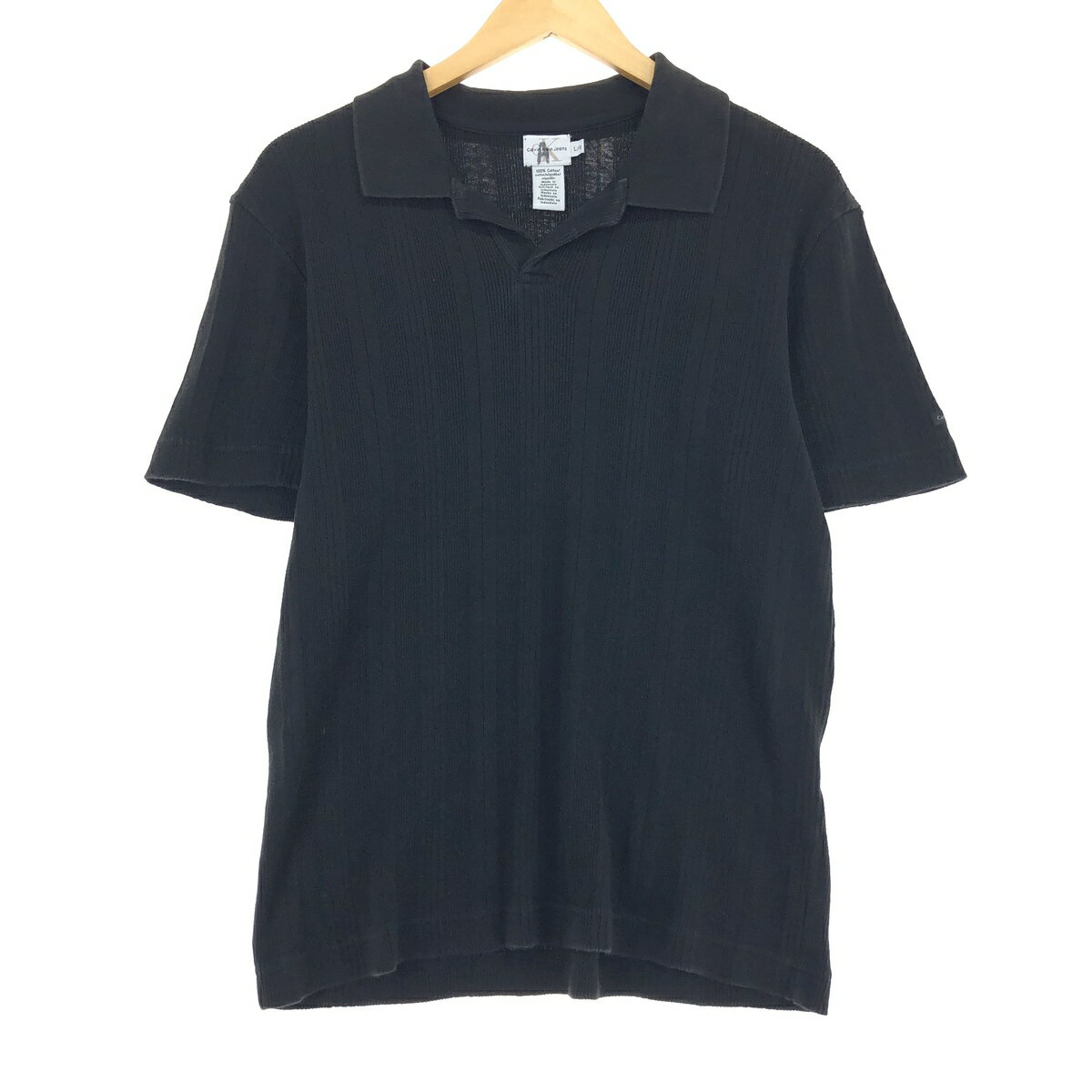 商品詳細 ブランド・Calvin klein・カルバンクライン・ 特徴・オープンカラー・半袖・ヴィンテージ・ モデル/形状・JEANS・半袖 ストライプ ポロシャツ・ 素材・コットン:100%・ 色・ブラック系 黒色・ 柄・無地・ 生産国・...