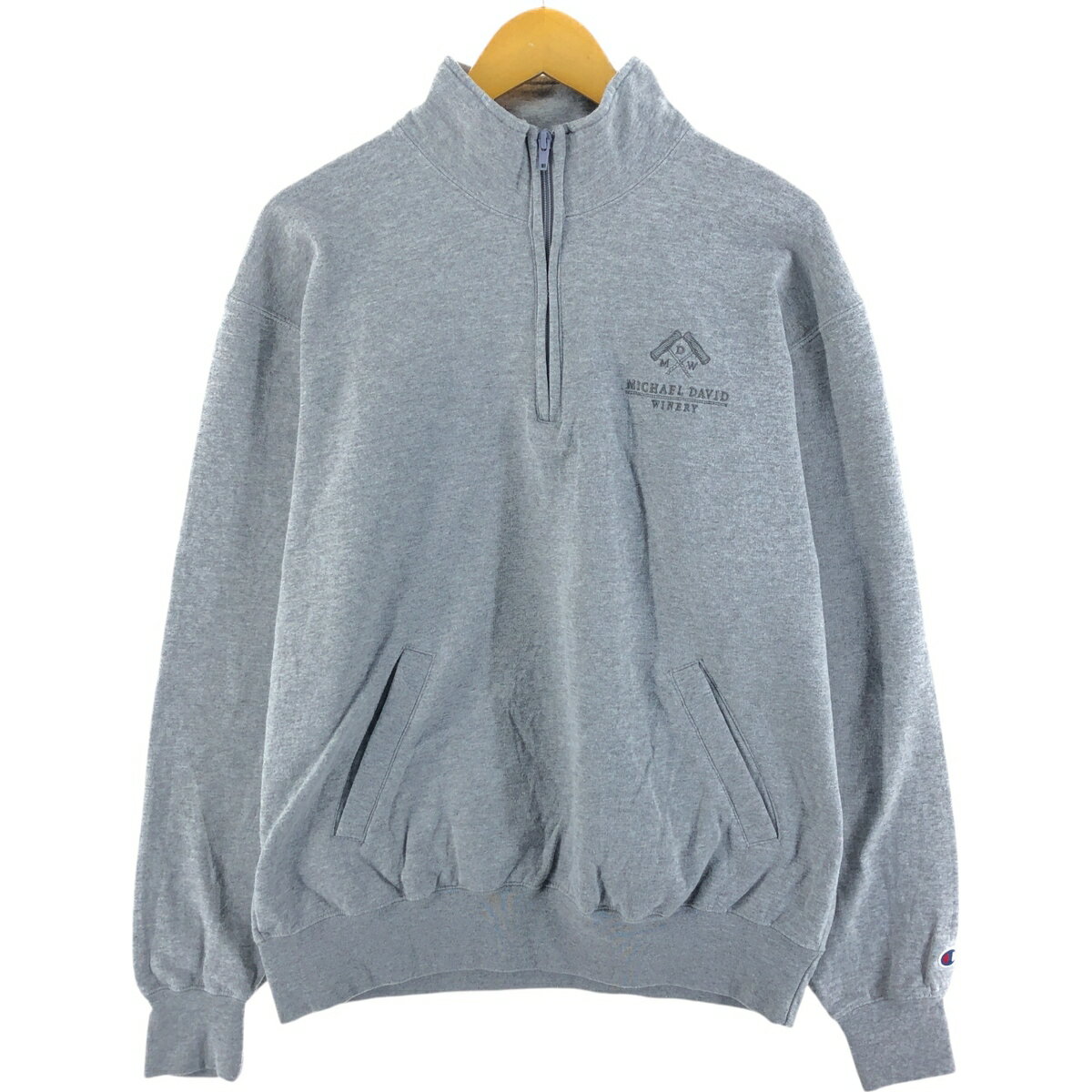 商品詳細 ブランド・Champion・チャンピオン・ 特徴・長袖・ハーフジップ・ モデル/形状・ECO・ハーフジップスウェットシャツ トレーナー・ 素材・不明・ 色・グレー系 灰色・ 柄・刺繍・ 生産国・ホンジュラス製・ 年代 サイズ・表記サイズ:L・着丈:67.5cm・身幅:59cm・肩幅:53.5cm・袖丈:64.5cm・ コンディション・B・ カテゴリ・メンズ・トップス・スウェット・ジップスウェット・ 商品番号・eaa501472・ 取扱店・・ スタッフコメントChampion ECO ハーフジップスウェットシャツ トレーナー / 商品番号 eaa501472 USEDですので使用感などございますが、まだまだご愛用していただけます。 古着という事をご理解の上ご注文よろしくお願いします。※状態は当社独自の基準です。 表記サイズ着丈身幅肩幅袖丈 L(※着用感、表記サイズは目安です。)67.5cm59cm53.5cm64.5cm ※測定値の若干の誤差はご了承下さい。サイズガイドはこちら ブランドChampionチャンピオン 特徴長袖 / ハーフジップモデル/形状ECO / ハーフジップスウェットシャツ トレーナー素材不明色グレー系 灰色柄刺繍生産国ホンジュラス製年代-カテゴリジップスウェット商品番号eaa501472取扱店　　 チャンピオンの他の商品を見るジップスウェットの他の商品を見る