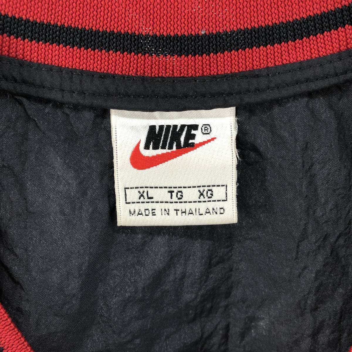 古着 90'S ナイキ NIKE Vネック ナイロンプルオーバー メンズXL相当 ヴィンテージ /eaa527657 【中古】 【250320】