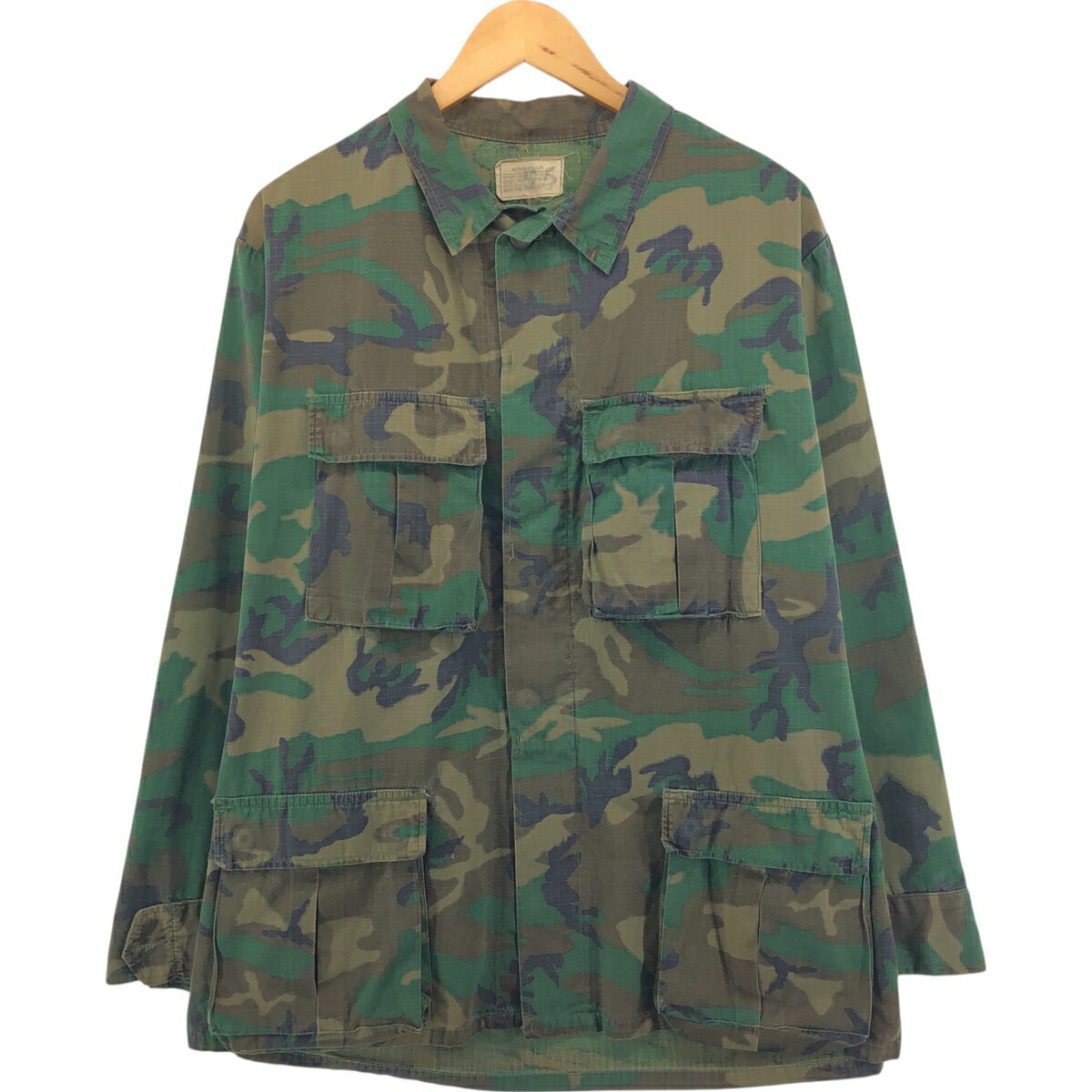 古着 米軍 迷彩柄 ウッドランドカモ リップストップ ミリタリージャケット USA製 MEDIUM-REGULAR メン..