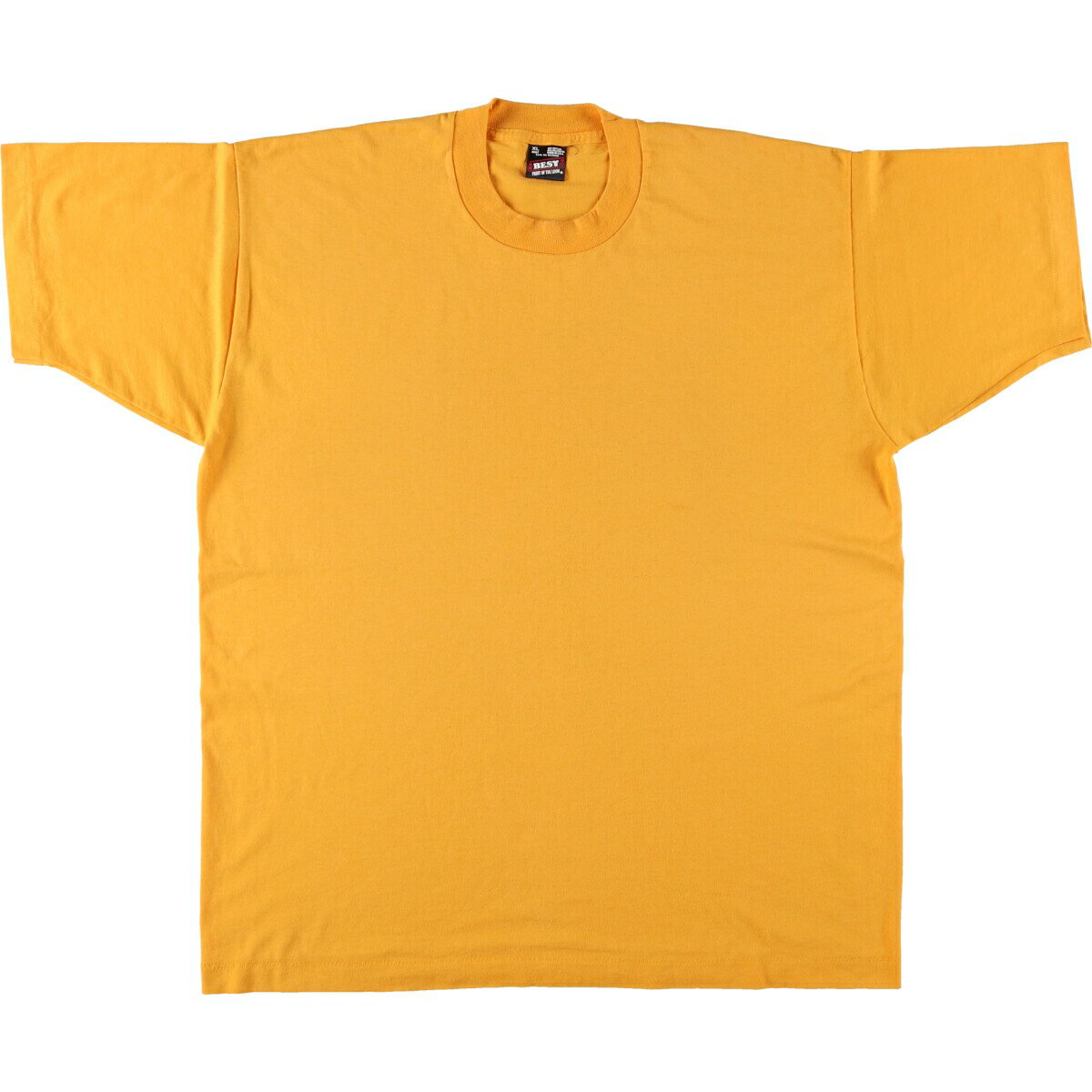 商品詳細 ブランド・FRUIT OF THE LOOM・フルーツオブザルーム・ 特徴・クルーネック(丸首)・半袖・ヴィンテージ・シングルステッチ・ モデル/形状・無地Tシャツ・ 素材・コットン:50%・ポリエステル:50%・ 色・イエロー系 黄色・ 柄・無地・ 生産国・USA製・ 年代・90年代・ サイズ・表記サイズ:XL・着丈:73cm・身幅:60.5cm・肩幅:53.5cm・袖丈:21cm・ コンディション・C・ カテゴリ・メンズ・トップス・Tシャツ・無地Tシャツ・ 商品番号・eaa558731・ 取扱店・ネットショップ・ スタッフコメントFRUIT OF THE LOOM 無地Tシャツ / 商品番号 eaa558731 USEDですので使用感などございますが、まだまだご愛用していただけます。 古着という事をご理解の上ご注文よろしくお願いします。 【状態追記】 ●前、胸・左腹部に汚れ ●後、左腰に汚れ ●内側、両脇に制汗剤残り※状態は当社独自の基準です。 表記サイズ着丈身幅肩幅袖丈 XL(※着用感、表記サイズは目安です。)73cm60.5cm53.5cm21cm ※測定値の若干の誤差はご了承下さい。サイズガイドはこちら ブランドFRUIT OF THE LOOMフルーツオブザルーム 特徴クルーネック(丸首) / 半袖 / ヴィンテージ / シングルステッチ モデル/形状無地Tシャツ 素材コットン:50% / ポリエステル:50% 色イエロー系 黄色 柄無地 生産国USA製 年代90年代 カテゴリ無地Tシャツ 商品番号eaa558731 取扱店ネットショップ 　　 フルーツオブザルームの他の商品を見る無地Tシャツの他の商品を見る