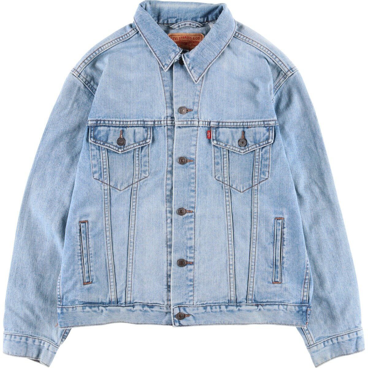 商品詳細 ブランド・Levi's・リーバイス・ 特徴・長袖・ モデル/形状・デニムジャケット Gジャン・ 素材・コットン:100%・ 色・ブルー系 水色・ 柄・無地・ 生産国・中国製・ 年代・00年代・ サイズ・表記サイズ:L・着丈:63.5cm・身幅:59cm・肩幅:52.5cm・袖丈:63.5cm・ コンディション・C・ カテゴリ・メンズ・アウター・ジャケット・デニム・コーデュロイジャケット・デニムジャケット・ 商品番号・eaa566966・ 取扱店・・ スタッフコメントLevi's デニムジャケット Gジャン / 商品番号 eaa566966 USEDデニムですので使用感、擦れ、色落ちなどございますが、まだまだご愛用していただけます。 古着という事をご理解の上ご注文よろしくお願いします。 【状態追記】 ●前、両袖・両裾・両袖内に汚れ 左襟・両腹部ポケット内に擦れ ●後、両袖・両腕・襟周り・襟内・両裾・両袖内に汚れ ●内側、両袖・襟ぐり・両腹部・両裾に汚れ※状態は当社独自の基準です。 表記サイズ着丈身幅肩幅袖丈 L(※着用感、表記サイズは目安です。)63.5cm59cm52.5cm63.5cm ※測定値の若干の誤差はご了承下さい。サイズガイドはこちら ブランドLevi'sリーバイス 特徴長袖モデル/形状デニムジャケット Gジャン素材コットン:100%色ブルー系 水色柄無地生産国中国製年代00年代カテゴリデニムジャケット商品番号eaa566966取扱店　　 リーバイスの他の商品を見るデニムジャケットの他の商品を見る