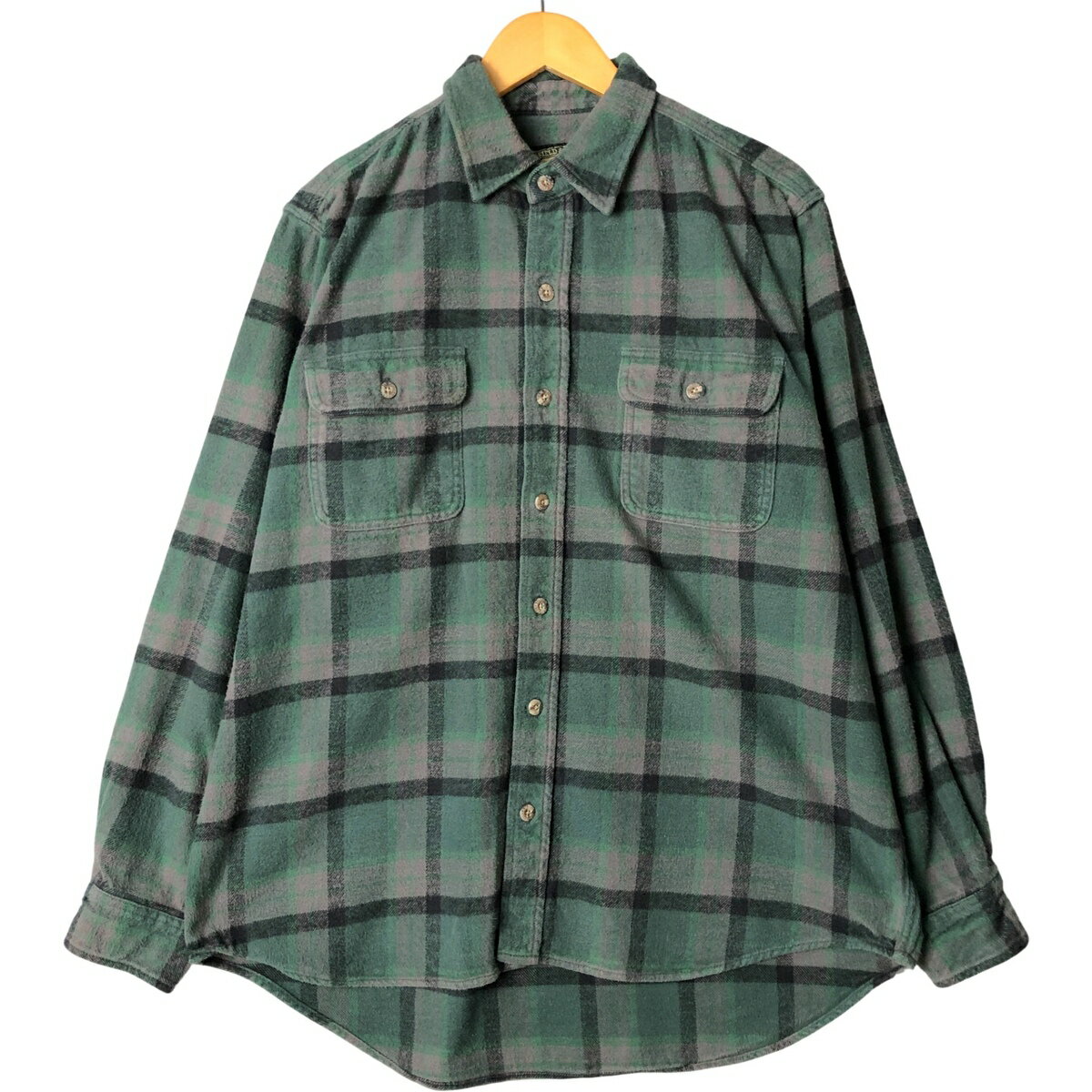 商品詳細 ブランド・FIELD&STREAM・フィールドアンドストリーム・ 特徴・厚手・レギュラーカラー・長袖・ モデル/形状・長袖 ヘビーネルチェックシャツ・ 素材・コットン:100%・ 色・グリーン系 緑色・グレー系 灰色・ブラック系 黒色・ 柄・チェック柄・ 生産国・カンボジア製・ 年代 サイズ・表記サイズ:XL-TALL・着丈:81.5cm・身幅:65cm・肩幅:48cm・袖丈:63.5cm・ コンディション・C・ カテゴリ・メンズ・トップス・長袖シャツ・ネルシャツ・ 商品番号・eaa587219・ 取扱店・・ スタッフコメントFIELD&STREAM 長袖 ヘビーネルチェックシャツ / 商品番号 eaa587219 USEDですので使用感などございますが、まだまだご愛用していただけます。 古着という事をご理解の上ご注文よろしくお願いします。 【状態追記】 ●全体的に毛羽立ちあり※状態は当社独自の基準です。 表記サイズ着丈身幅肩幅袖丈 XL-TALL(※着用感、表記サイズは目安です。)81.5cm65cm48cm63.5cm ※測定値の若干の誤差はご了承下さい。サイズガイドはこちら ブランドFIELD&STREAMフィールドアンドストリーム 特徴厚手 / レギュラーカラー / 長袖モデル/形状長袖 ヘビーネルチェックシャツ素材コットン:100%色グリーン系 緑色 / グレー系 灰色 / ブラック系 黒色柄チェック柄生産国カンボジア製年代-カテゴリネルシャツ商品番号eaa587219取扱店　　 フィールドアンドストリームの他の商品を見るネルシャツの他の商品を見る