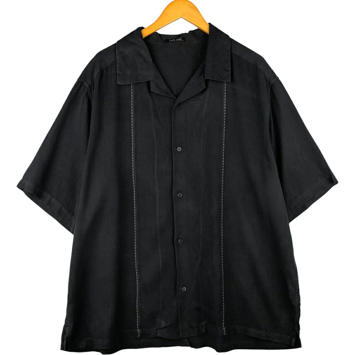 商品詳細 ブランド・UNKNOWN・ 特徴・オープンカラー・半袖・ボックスシャツ・ モデル/形状・半袖 オープンカラー シルクシャツ・ 素材・シルク:100%・ 色・ブラック系 黒色・ 柄・無地・ライン入り・ 生産国・不明・ 年代 サイズ・...