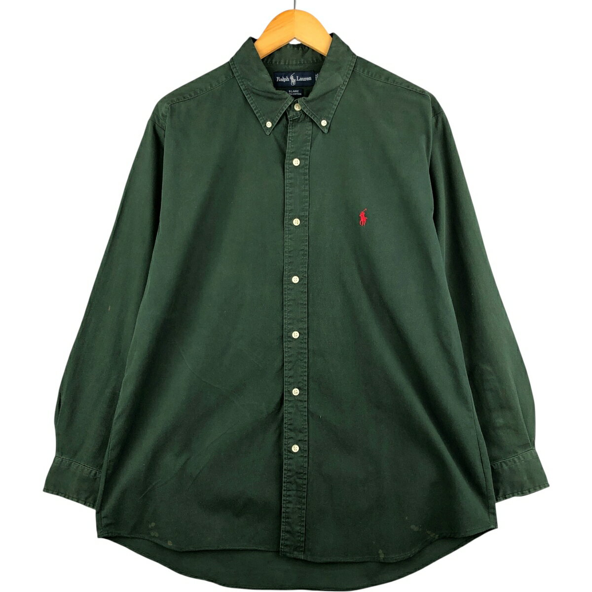 商品詳細 ブランド・Ralph Lauren・ラルフローレン・ 特徴・薄手・長袖・ボタンダウン・ モデル/形状・BLAIRE・長袖 ボタンダウンシャツ・ 素材・コットン:100%・ 色・グリーン系 濃緑・ 柄・無地・ワンポイント・ 生産国・インドネシア製・ 年代 サイズ・表記サイズ:XL・着丈:82.5cm・身幅:55.5cm・肩幅:48cm・袖丈:60cm・ コンディション・C・ カテゴリ・メンズ・トップス・長袖シャツ・長袖ボタンダウンシャツ・ 商品番号・eaa591682・ 取扱店・・ スタッフコメントRalph Lauren BLAIRE 長袖 ボタンダウンシャツ / 商品番号 eaa591682 USEDですので使用感などございますが、まだまだご愛用していただけます。 古着という事をご理解の上ご注文よろしくお願いします。 【状態追記】 ●前、左右腹部・左右裾・右腕に汚れ・シミ ●後、左襟ぐり・右背中・左腰・右腕に汚れ・シミ ●内、襟ぐりに汚れ※状態は当社独自の基準です。 表記サイズ着丈身幅肩幅袖丈 XL(※着用感、表記サイズは目安です。)82.5cm55.5cm48cm60cm ※測定値の若干の誤差はご了承下さい。サイズガイドはこちら ブランドRalph Laurenラルフローレン 特徴薄手 / 長袖 / ボタンダウンモデル/形状BLAIRE / 長袖 ボタンダウンシャツ素材コットン:100%色グリーン系 濃緑柄無地 / ワンポイント生産国インドネシア製年代-カテゴリ長袖ボタンダウンシャツ商品番号eaa591682取扱店　　 ラルフローレンの他の商品を見る長袖ボタンダウンシャツの他の商品を見る