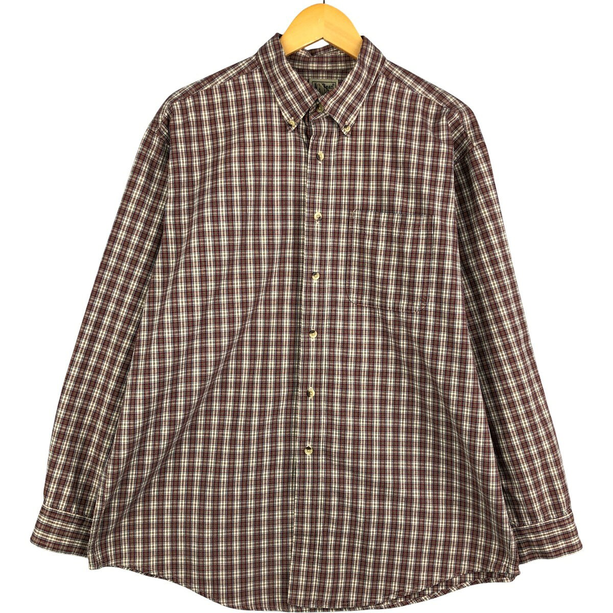 商品詳細 ブランド・L.L.Bean・エルエルビーン・ 特徴・薄手・ボタンダウン・長袖・ヴィンテージ・ モデル/形状・長袖 ボタンダウンチェックシャツ・ 素材・コットン:100%・ 色・レッド系 赤色・ 柄・チェック柄・ 生産国・中国製・ 年代・90年代・ サイズ・メンズL・表記サイズ:L-REG・着丈:77.5cm・身幅:63cm・肩幅:51cm・袖丈:59.5cm・ コンディション・B・ カテゴリ・メンズ・トップス・長袖シャツ・長袖ボタンダウンシャツ・ 商品番号・eaa593782・ 取扱店・・ スタッフコメントL.L.Bean 長袖 ボタンダウンチェックシャツ / メンズL / 商品番号 eaa593782 USEDですので使用感などございますが、まだまだご愛用していただけます。 古着という事をご理解の上ご注文よろしくお願いします。※状態は当社独自の基準です。 着用感表記サイズ着丈身幅肩幅袖丈 メンズLL-REG(※着用感、表記サイズは目安です。)77.5cm63cm51cm59.5cm ※測定値の若干の誤差はご了承下さい。サイズガイドはこちら ブランドL.L.Beanエルエルビーン 特徴薄手 / ボタンダウン / 長袖 / ヴィンテージモデル/形状長袖 ボタンダウンチェックシャツ素材コットン:100%色レッド系 赤色柄チェック柄生産国中国製年代90年代カテゴリ長袖ボタンダウンシャツ商品番号eaa593782取扱店　　 エルエルビーンの他の商品を見る長袖ボタンダウンシャツの他の商品を見る