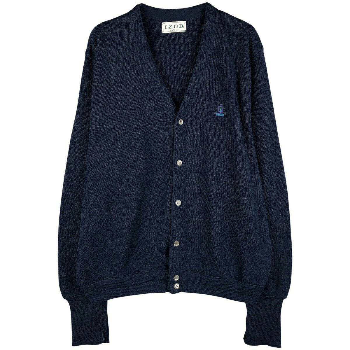 商品詳細 ブランド・IZOD・アイゾット・ 特徴・長袖・ヴィンテージ・ モデル/形状・アクリルニットカーディガン・ 素材・アクリル:100%・ 色・ネイビー系 紺色・ 柄・無地・ワンポイント・ 生産国・USA製・ 年代 サイズ・表記サイズ:XL・着丈:67.5cm・身幅:62.5cm・肩幅:46cm・袖丈:72.5cm・ コンディション・B・ カテゴリ・メンズ・トップス・カーディガン・ 商品番号・eaa602821・ 取扱店・ネットショップ・ スタッフコメントIZOD アクリルニットカーディガン / 商品番号 eaa602821 USEDですので使用感などございますが、まだまだご愛用していただけます。 古着という事をご理解の上ご注文よろしくお願いします。※状態は当社独自の基準です。 着用感表記サイズ着丈身幅肩幅袖丈 メンズXLXL(※着用感、表記サイズは目安です。)67.5cm62.5cm46cm72.5cm ※測定値の若干の誤差はご了承下さい。サイズガイドはこちら ブランドIZODアイゾット 特徴長袖 / ヴィンテージ モデル/形状アクリルニットカーディガン 素材アクリル:100% 色ネイビー系 紺色 柄無地 / ワンポイント 生産国USA製 年代- カテゴリカーディガン 商品番号eaa602821 取扱店ネットショップ 　　 アイゾットの他の商品を見るカーディガンの他の商品を見る