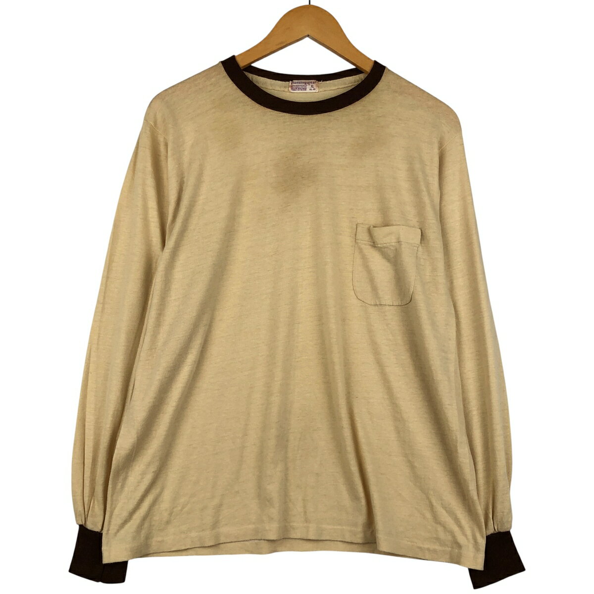 商品詳細 ブランド・Munsingwear・ 特徴・クルーネック(丸首)・長袖・ヴィンテージ・ モデル/形状・無地ポケットロングTシャツ ロンT・ 素材・ポリエステル:100%・コットン:100%・ 色・ベージュ系・ブラウン系 茶色・ 柄・...