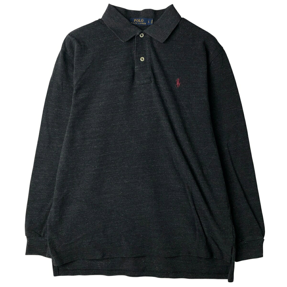 商品詳細 ブランド・Ralph Lauren・ラルフローレン・ 特徴・レギュラーカラー・長袖・ モデル/形状・POLO RALPH LAUREN・長袖 ポロシャツ・ 素材・コットン:100%・ 色・グレー系 灰色・ 柄・無地・ワンポイント・ 生産国・ベトナム製・ 年代 サイズ・メンズL・表記サイズ:L・着丈:62cm・身幅:58.5cm・肩幅:47.5cm・袖丈:59cm・ コンディション・C・ カテゴリ・メンズ・トップス・ポロシャツ・無地ポロシャツ・ 商品番号・eaa617128・ 取扱店・・ スタッフコメントRalph Lauren POLO RALPH LAUREN 長袖 ポロシャツ / メンズL / 商品番号 eaa617128 USEDですので使用感などございますが、まだまだご愛用していただけます。 古着という事をご理解の上ご注文よろしくお願いします。 【状態追記】 ●前、右肩に裂け ●後、襟周りに汚れ　左肩に擦れ ●前内側、両袖に汚れ ●後内側、両袖に汚れ※状態は当社独自の基準です。 着用感表記サイズ着丈身幅肩幅袖丈 メンズLL(※着用感、表記サイズは目安です。)62cm58.5cm47.5cm59cm ※測定値の若干の誤差はご了承下さい。サイズガイドはこちら ブランドRalph Laurenラルフローレン 特徴レギュラーカラー / 長袖モデル/形状POLO RALPH LAUREN / 長袖 ポロシャツ素材コットン:100%色グレー系 灰色柄無地 / ワンポイント生産国ベトナム製年代-カテゴリ無地ポロシャツ商品番号eaa617128取扱店　　 ラルフローレンの他の商品を見る無地ポロシャツの他の商品を見る