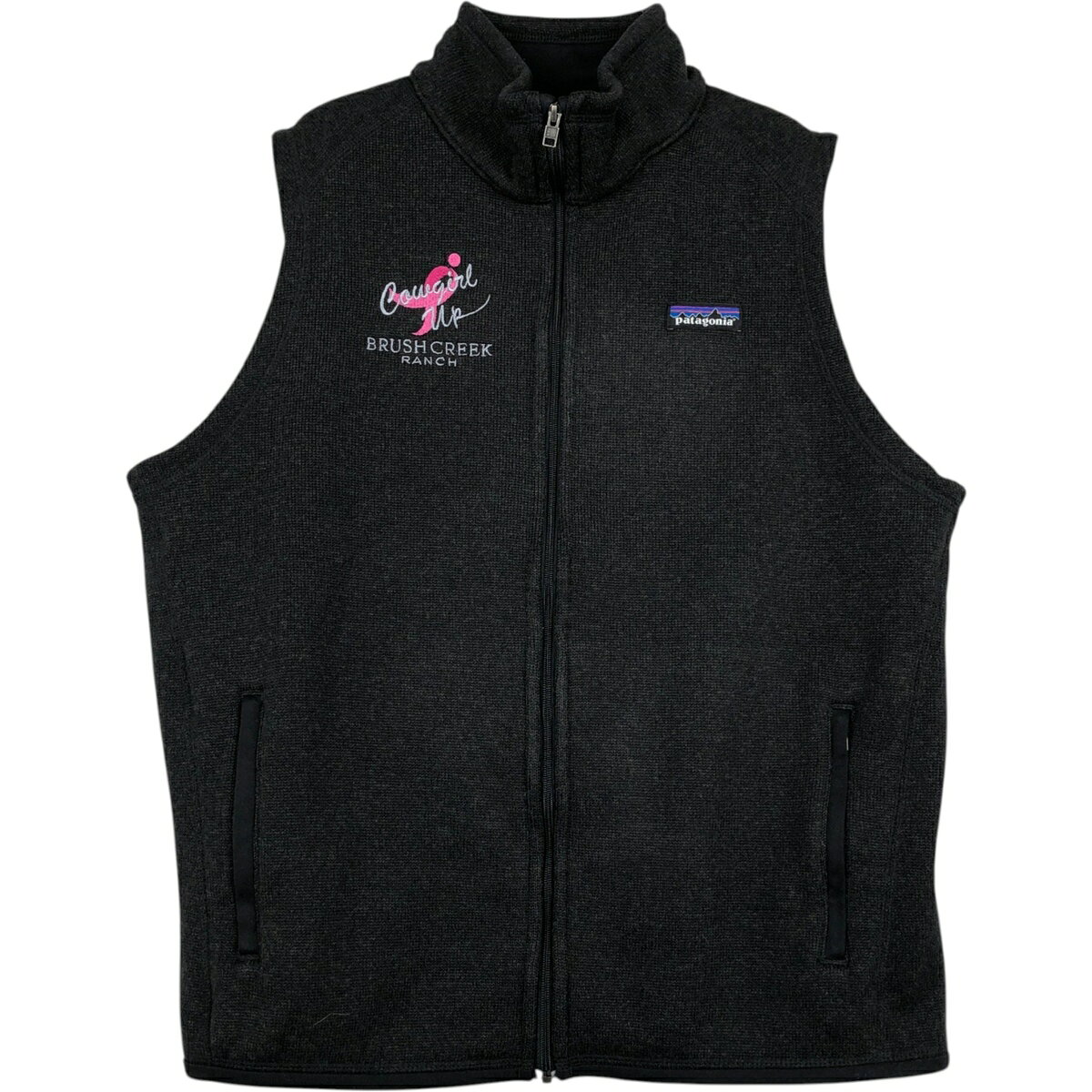 商品詳細 ブランド・Patagonia・パタゴニア・ 特徴・厚手・フルジップ・短丈 ショート丈・18年製・ モデル/形状・ベターセーターベスト 25886FA18 ・フリースベスト・ 素材・ポリエステル:100%・ 色・ブラック系 黒色・ 柄・ロゴパッチ・刺繍・ 生産国・スリランカ製・ 年代 サイズ・レディースL・表記サイズ:L・着丈:59cm・身幅:51.5cm・肩幅:34cm・ コンディション・B・ カテゴリ・レディース・トップス・ベスト・フリースベスト・ 商品番号・eaa621177・ 取扱店・・ スタッフコメントPatagonia ベターセーターベスト 25886FA18 フリースベスト / レディースL / 商品番号 eaa621177 USEDですので使用感などございますが、まだまだご愛用していただけます。 古着という事をご理解の上ご注文よろしくお願いします。※状態は当社独自の基準です。 着用感表記サイズ着丈身幅肩幅 レディースLL(※着用感、表記サイズは目安です。)59cm51.5cm34cm ※測定値の若干の誤差はご了承下さい。サイズガイドはこちら ブランドPatagoniaパタゴニア 特徴厚手 / フルジップ / 短丈 ショート丈 / 18年製モデル/形状ベターセーターベスト 25886FA18 / フリースベスト素材ポリエステル:100%色ブラック系 黒色柄ロゴパッチ / 刺繍生産国スリランカ製年代-カテゴリフリースベスト商品番号eaa621177取扱店　　 パタゴニアの他の商品を見るフリースベストの他の商品を見る