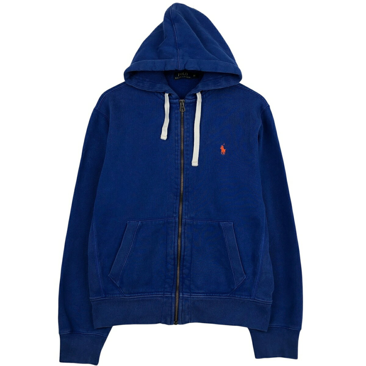 商品詳細 ブランド・Ralph Lauren・ラルフローレン・ 特徴・フルジップ・長袖・サイドリブ・短丈 ショート丈・ モデル/形状・POLO RALPH LAUREN・スウェットフルジップパーカー・ 素材・コットン:84%・ポリエステル:16%・ 色・ブルー系 青色・ 柄・無地・ワンポイント・ 生産国・中国製・ 年代 サイズ・メンズM・表記サイズ:M・着丈:58.5cm・身幅:57.5cm・肩幅:47.5cm・袖丈:61cm・ コンディション・B・ カテゴリ・メンズ・トップス・スウェット・パーカー・ 商品番号・eaa631072・ 取扱店・・ スタッフコメントRalph Lauren POLO RALPH LAUREN スウェットフルジップパーカー / メンズM / 商品番号 eaa631072 USEDですので使用感などございますが、まだまだご愛用していただけます。 古着という事をご理解の上ご注文よろしくお願いします。※状態は当社独自の基準です。 着用感表記サイズ着丈身幅肩幅袖丈 メンズMM(※着用感、表記サイズは目安です。)58.5cm57.5cm47.5cm61cm ※測定値の若干の誤差はご了承下さい。サイズガイドはこちら ブランドRalph Laurenラルフローレン 特徴フルジップ / 長袖 / サイドリブ / 短丈 ショート丈モデル/形状POLO RALPH LAUREN / スウェットフルジップパーカー素材コットン:84% / ポリエステル:16%色ブルー系 青色柄無地 / ワンポイント生産国中国製年代-カテゴリパーカー商品番号eaa631072取扱店　　 ラルフローレンの他の商品を見るパーカーの他の商品を見る