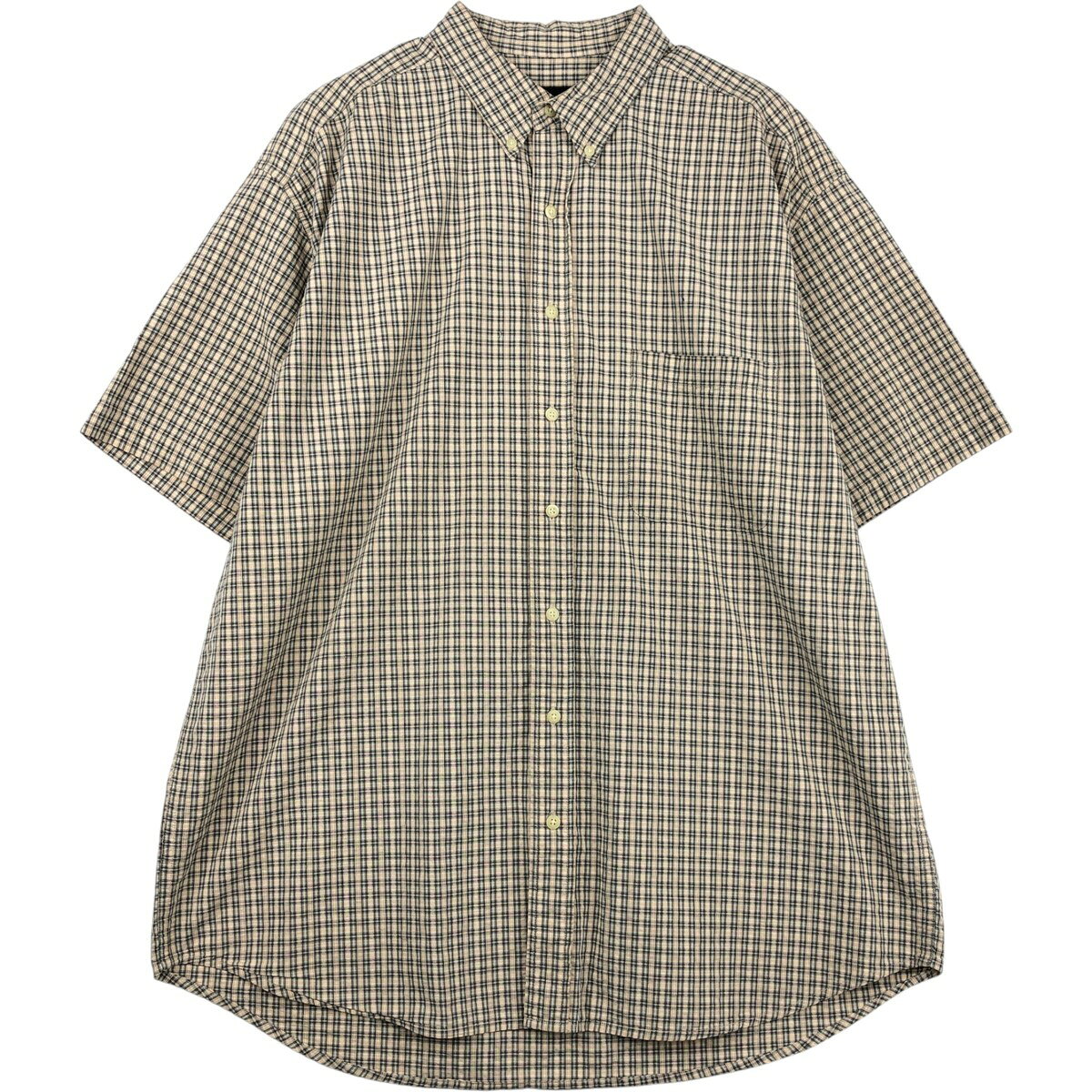 商品詳細 ブランド・Eddie Bauer・エディーバウアー・ 特徴・ボタンダウン・半袖・シアサッカー・ モデル/形状・半袖 ボタンダウン チェックシャツ・ 素材・コットン:100%・ 色・ベージュ系・グレー系 灰色・ 柄・チェック柄・ 生産国・香港製・ 年代 サイズ・メンズXL・表記サイズ:XL・着丈:87cm・身幅:69.5cm・肩幅:56cm・袖丈:27cm・ コンディション・C・ カテゴリ・メンズ・トップス・半袖シャツ・半袖ボタンダウンシャツ・ 商品番号・eaa638186・ 取扱店・・ スタッフコメントEddie Bauer 半袖 ボタンダウン チェックシャツ / メンズXL / 商品番号 eaa638186 USEDですので使用感などございますが、まだまだご愛用していただけます。 古着という事をご理解の上ご注文よろしくお願いします。 【状態追記】 ●前、左胸に汚れ　右胸に擦れ※状態は当社独自の基準です。 着用感表記サイズ着丈身幅肩幅袖丈 メンズXLXL(※着用感、表記サイズは目安です。)87cm69.5cm56cm27cm ※測定値の若干の誤差はご了承下さい。サイズガイドはこちら ブランドEddie Bauerエディーバウアー 特徴ボタンダウン / 半袖 / シアサッカーモデル/形状半袖 ボタンダウン チェックシャツ素材コットン:100%色ベージュ系 / グレー系 灰色柄チェック柄生産国香港製年代-カテゴリ半袖ボタンダウンシャツ商品番号eaa638186取扱店　　 エディーバウアーの他の商品を見る半袖ボタンダウンシャツの他の商品を見る