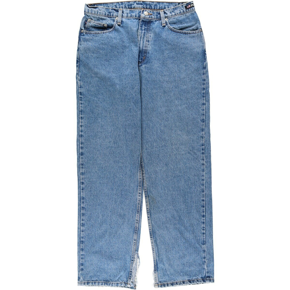 商品詳細 ブランド・Ralph Lauren・ラルフローレン・ 特徴・ジッパーフライ・ワイドパンツ・ モデル/形状・POLO JEANS COMPANY LOOSE FIT・テーパードデニムパンツ・ 素材・コットン:100%・ 色・ブルー系 青色・ 柄・無地・ロゴパッチ・ 生産国・メキシコ製・ 年代 サイズ・メンズw32・表記サイズ:32×32・ウエスト:82cm・股上:31cm・股下:80cm・もも周り:71cm・裾周り:49cm・ コンディション・C・ カテゴリ・メンズ・ボトムス・デニムパンツ・スリム・テーパードデニムパンツ・ 商品番号・eaa640475・ 取扱店・・ スタッフコメントRalph Lauren POLO JEANS COMPANY LOOSE FIT テーパードデニムパンツ / メンズw32 / 商品番号 eaa640475 USEDデニムですので使用感、擦れ、色落ちなどございますが、まだまだご愛用していただけます。 古着という事をご理解の上ご注文よろしくお願いします。 【状態追記】 ●前、左膝に汚れ　両裾に裂け　前立てに擦れ ●後、右膝・両裾に汚れ　左膝・両裾に裂け　ヒップに擦れ ●前内側、左ポケット内に汚れ※状態は当社独自の基準です。 着用感表記サイズウエスト股上股下もも周り裾周り メンズw3232×32(※着用感、表記サイズは目安です。)82cm31cm80cm71cm49cm ※測定値の若干の誤差はご了承下さい。サイズガイドはこちら ブランドRalph Laurenラルフローレン 特徴ジッパーフライ / ワイドパンツモデル/形状POLO JEANS COMPANY LOOSE FIT / テーパードデニムパンツ素材コットン:100%色ブルー系 青色柄無地 / ロゴパッチ生産国メキシコ製年代-カテゴリスリム・テーパードデニムパンツ商品番号eaa640475取扱店　　 ラルフローレンの他の商品を見るスリム・テーパードデニムパンツの他の商品を見る