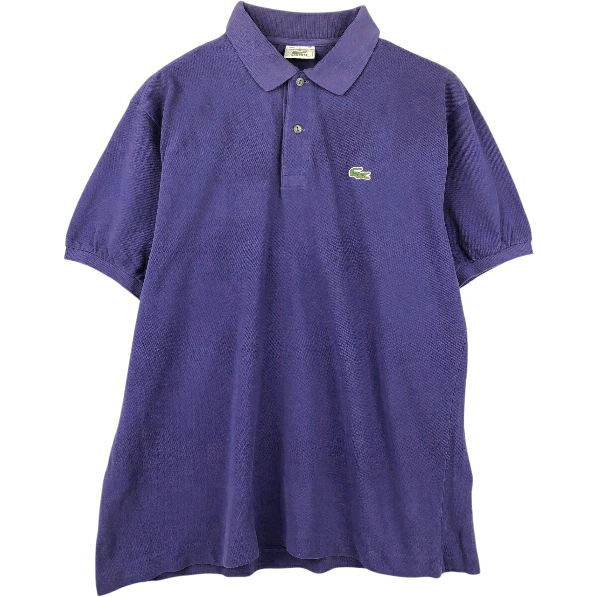 商品詳細 ブランド・LACOSTE・ラコステ・ 特徴・半袖・レギュラーカラー・ モデル/形状・半袖 ポロシャツ・ 素材・コットン:100%・ 色・ブルー系 青色・ 柄・無地・ 生産国・不明・ 年代 サイズ・メンズL・表記サイズ:5・着丈:67cm・身幅:57cm・肩幅:45cm・袖丈:20.5cm・ コンディション・C・ カテゴリ・メンズ・トップス・ポロシャツ・無地ポロシャツ・ 商品番号・eaa657562・ 取扱店・・ スタッフコメント写真と実物とでは色味が異なる恐れがございます。LACOSTE 半袖 ポロシャツ / メンズL / 商品番号 eaa657562 USEDですので使用感などございますが、まだまだご愛用していただけます。 古着という事をご理解の上ご注文よろしくお願いします。 【状態追記】 ●前、後、襟に汚れ ●前、胸部に汚れ　左腕に裂け※状態は当社独自の基準です。 着用感表記サイズ着丈身幅肩幅袖丈 メンズL5(サイズ表記5ですが、計測値&着用感でメンズL相当です)67cm57cm45cm20.5cm ※測定値の若干の誤差はご了承下さい。サイズガイドはこちら ブランドLACOSTEラコステ 特徴半袖 / レギュラーカラーモデル/形状半袖 ポロシャツ素材コットン:100%色ブルー系 青色柄無地生産国不明年代-カテゴリ無地ポロシャツ商品番号eaa657562取扱店　　 写真と実物とでは色味が異なる恐れがございます。ラコステの他の商品を見る無地ポロシャツの他の商品を見る