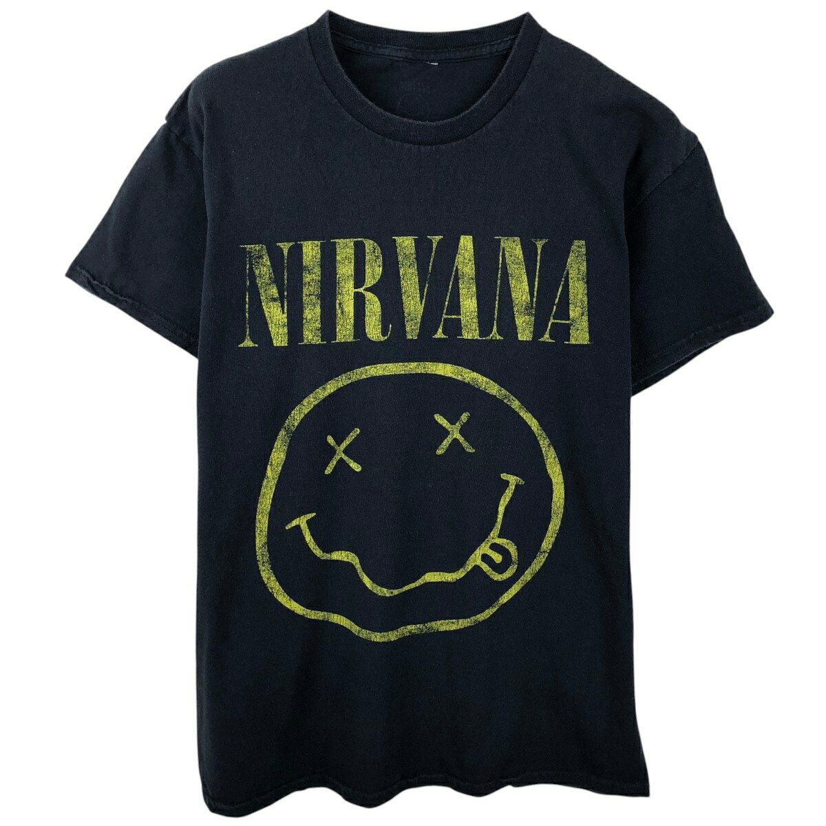 商品詳細 ブランド・UNKNOWN・ 特徴・クルーネック(丸首)・半袖・ロック・ モデル/形状・NIRVANA ニルヴァーナ・バンドTシャツ バンT・ 素材・不明・ 色・ブラック系 黒色・ 柄・プリント・ 生産国・不明・ 年代 サイズ・メンズS・表記サイズ:S・着丈:66cm・身幅:49.5cm・肩幅:44cm・袖丈:15.5cm・ コンディション・C・ カテゴリ・メンズ・トップス・Tシャツ・バンドTシャツ・ 商品番号・eaa661714・ 取扱店・・ スタッフコメントNIRVANA ニルヴァーナ バンドTシャツ バンT / メンズS / 商品番号 eaa661714 USEDですので使用感などございますが、まだまだご愛用していただけます。 古着という事をご理解の上ご注文よろしくお願いします。 【状態追記】 ●前、内、襟に汚れ ●前、両袖先に汚れ※状態は当社独自の基準です。 着用感表記サイズ着丈身幅肩幅袖丈 メンズSS(※着用感、表記サイズは目安です。)66cm49.5cm44cm15.5cm ※測定値の若干の誤差はご了承下さい。サイズガイドはこちら ブランドUNKNOWN 特徴クルーネック(丸首) / 半袖 / ロックモデル/形状NIRVANA ニルヴァーナ / バンドTシャツ バンT素材不明色ブラック系 黒色柄プリント生産国不明年代-カテゴリバンドTシャツ商品番号eaa661714取扱店　　 バンドTシャツの他の商品を見る