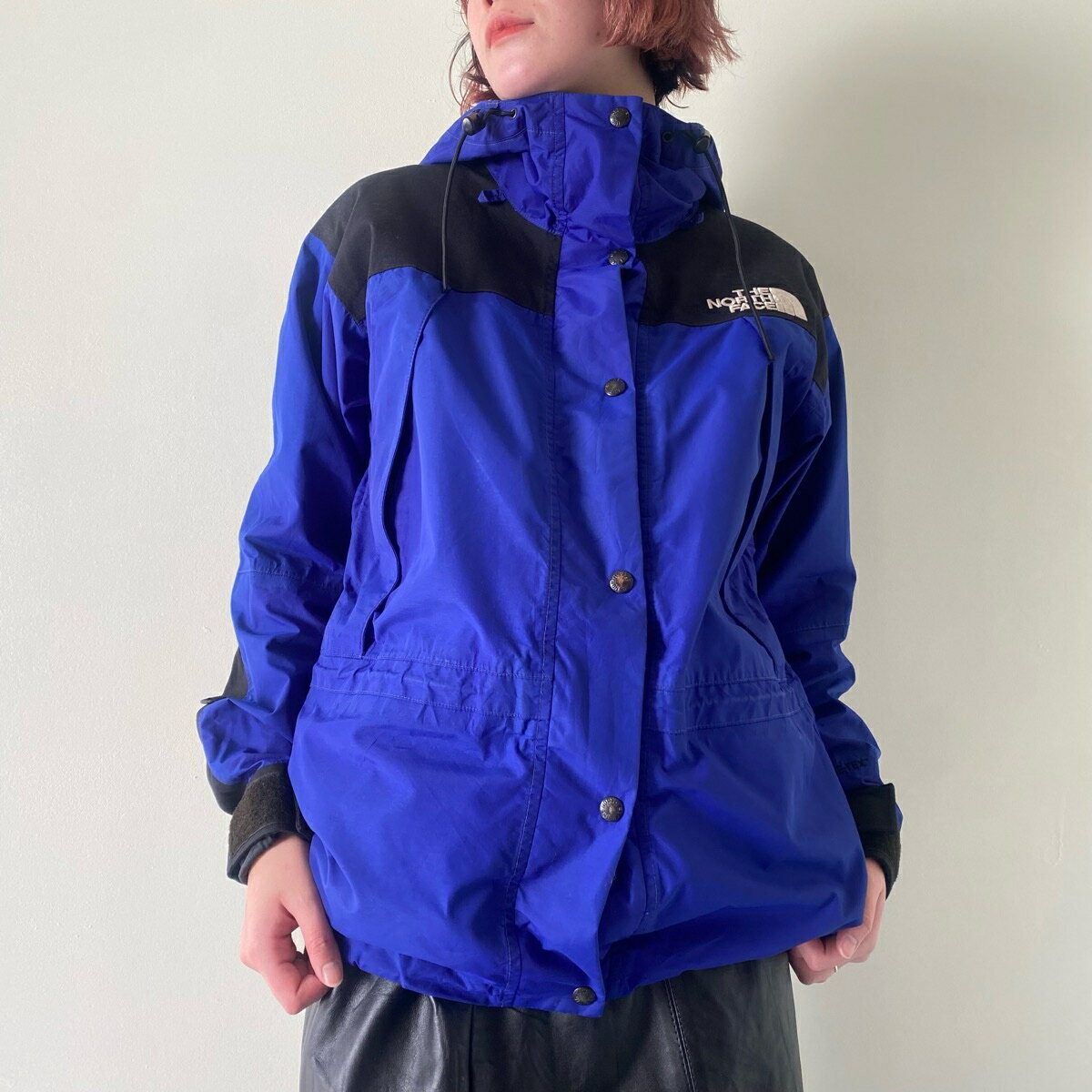 Ò Um[XtFCX THE NORTH FACE GORE-TEX SAebNX }Eep[J[ VFWPbg fB[XM Be[W /evb002240 yÁz y231215zyADEL/Afz