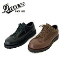 ■商品説明 DANNER LIGHTの完成されたデザイン、高いホールド性をそのままに機動性の良さ、日常履きとしての使いやすさを求めて生まれたCASCADE RANGE。 高い防水性と透湿性に備えたDANNER DRYメンブレンを搭載。 クッション性の高いVIBRAM社のEVAFLEXソールを採用したアップグレードモデルです。 ■品番：D214015 ■カラー：BLK / DK.BWN ■素材 アッパー：レザー、ナイロン ソール：ラバー ■生産国：日本 ■サイズ表：あくまでも参考サイズです。目安としてお考え下さい。 【US8.5】26.5（cm） 【US9】27（cm） 【US9.5】27.5（cm） メーカー希望小売価格はメーカーサイトに基づいて掲載していますDANNER【ダナー】 アメリカが大恐慌に見舞われていた1932年、チャールス・ダナーは低単価で長く使えるブーツを作る為にウィスコンシン州チペワフォールスに小さい工場を構えた。4年後、オレゴン州ポートランドへ拠点を移し、屈強なハンドメイドフットウェアをパシフィックノースウェストの開拓者達へ提供し続けた。 ダナーは現代の開拓者に向けたダナーポートランドセレクトを発表。 ハイキング、ワーク、ミリタリーで活躍するダナーの象徴的なモデルをベースに、最高級のマテリアルで仕上げたコレクション。 パシフィックノースウェストからニューヨークシティまで、どんな厳しい環境であっても快適に過ごせるフットウェアばかり。 現在でもダナーは、何十年も前に創業者のチャールス・ダナーが築き上げた高い基準を皆様へ提供し続けている。 次の冒険がオレゴンの風光明美なトレイルであろうと、東京やニューヨークのような大都市でも、ダナーポートランドセレクトを履けば自信を持って一歩を踏み出せるはず。 ■サイズ表 ※平置きにて採寸しておりますので、若干が誤差が生じる場合がございます。目安としてお考え下さい。 インチ cm US8.5 26.5cm US9 27cm US9.5 27.5cm ブランド名 DANNER【ダナー】/ アメリカ 型番 D214015 サイズ 26.5cm(US8.5) / 27cm(US9) / 27.5cm(US9.5) カラー BLK / DK.BWN 素材 アッパー：レザー、ナイロン ソール：ラバー 生産国 日本 配送方法 佐川急便（飛脚宅配便） お届け日時指定 配達ドライバー様への負担軽減のため、お受け取り可能な日時をぜひご指定ください。 配送日時の変更の「日付指定」、「指定なし」よりお選びいただけます。 時間帯：午前中/12時-14時/14時-16時/16時-18時/18時-20時/18時-21時/19時-21時 ※ご指定がない場合は、最短日時で手配いたします。 ラッピング 無料ラッピング承っております。 詳しくはこちらからご確認ください。