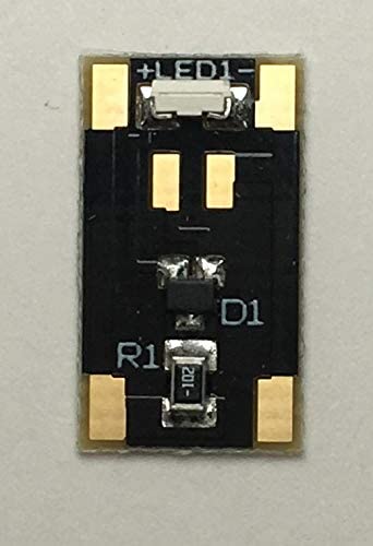 メーカー・ブランド M-LITE 商品説明 対応車種：TOMIXのDE10, EH500(9161のみ）, EH800（現行タイプのライト基板使用モデル） 加工不要（基板を入れ替えるだけ） 基板上のダイオードは大手日系メーカーのローム社製を使用しています 基板上の抵抗は大手日系メーカーのパナソニック製を使用しています TOMIXの一部機関車のヘッドライトを電球色に変更することができるLEDライト基板です。加工は不要でメーカー純正基板と入れ替えるだけで画像のようにヘッドライトが電球色になります。現行のDE10, EH500, EH800に適応いたします。TOMIX 9161以外のEH500には別途LBNT03Aが適応いたします。★重要★鉄道模型に関する注意事項「初期不具合等について」当店では新品を外装検品後に発送させていただいております。 商品開封後の製品不具合につきましてはメーカーが直接対応させていただきます。製品箱に記載の問い合わせ先に直接ご連絡いただき症状をお伝えいただきますとメーカー直接の対応がスムーズでございます。 「テープの二重貼りについて」メーカーでは出荷前にランダムに商品を開封して検品を行う場合があり調査する際に一度テープを切り、改めて貼り直しするため2重になる事があります。これらを理由に返品・交換をお受けする事はできません。 ※製品特性上、当店では鉄道模型製品の返品・交換等を承る事が出来ませんのでメーカー対応となります事をあらかじめご了承ください。&nbsp;&nbsp;