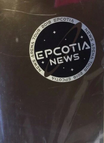 【新品】 NEWS・【パンフレット】・NEWS15周年！「NEWS LIVE TOUR 2018 EPCOTIA (エプコティア) コンサート会場販売グッズ