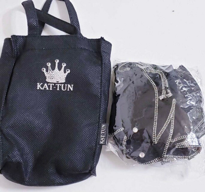 カトゥーン KAT-TUN・[シュシュ (ミニバッグ付き)] ・ LIVE TOUR 2010 no more pain PART1:ARENA TOUR Tourコンサート会場販売