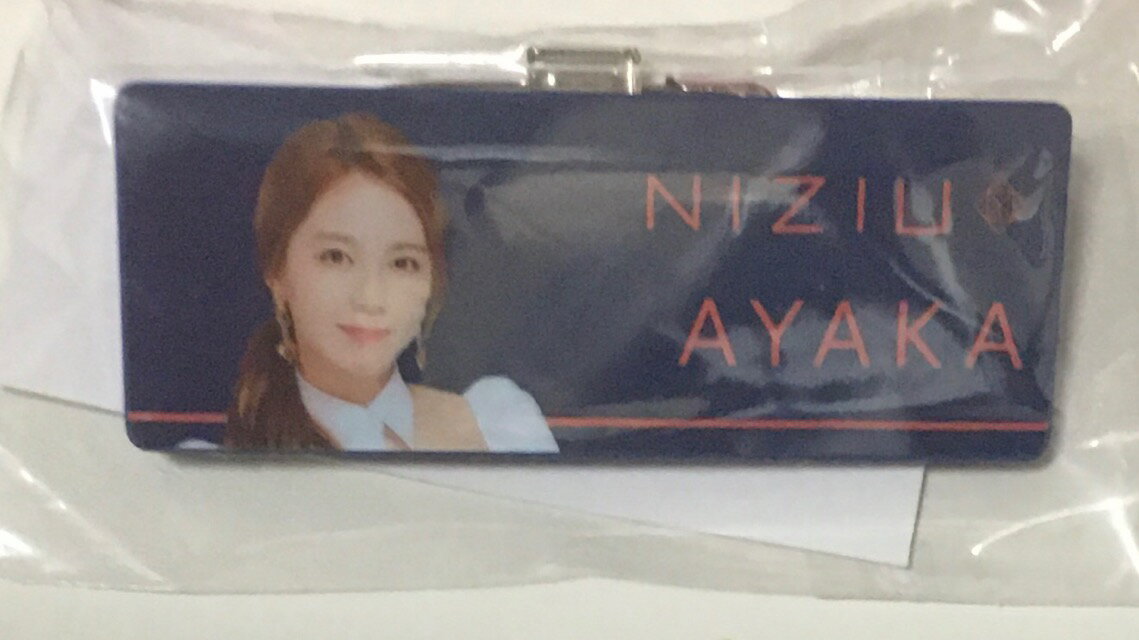 【新品】NiziU (二ジュー) 2020・・【ネームプレート】・AYAKA・・のサムネイル