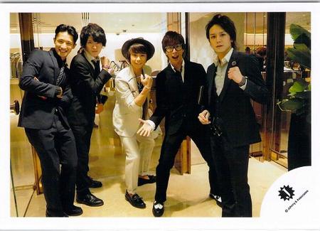 Kis-My-FT2 (キスマイ) ・【公式写真】・集合.・：Jロゴジャニショ販売 ♡ (su)