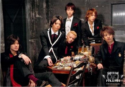 KAT-TUN・【公式写真】・・集合・・ Queen Of Pirates