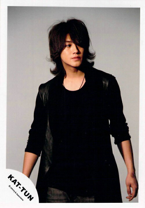 KAT-TUN・【公式写真】・赤西仁 （jin akanishi)・・ジャニショ販売フォト （b）