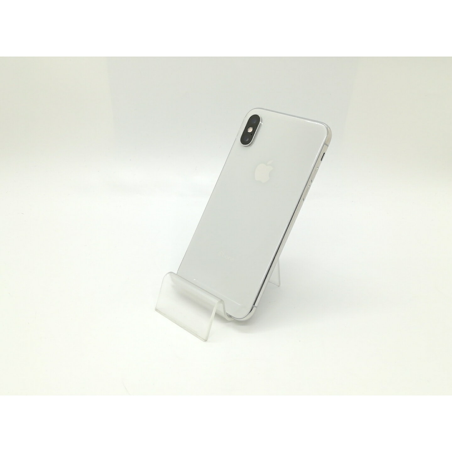 【中古】Apple docomo 【SIMロック解除済み】 iPhone XS 64GB シルバー MTAX2J/A【静岡】保証期間1ヶ月【ランクB】