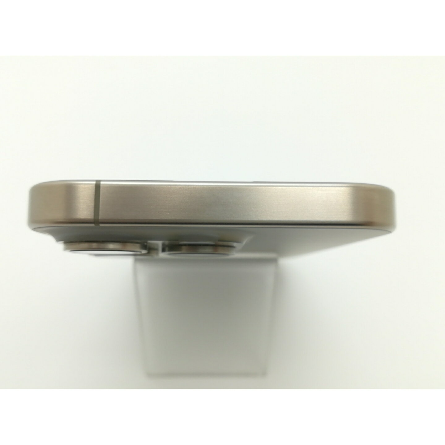 【中古】Apple 国内版 【SIMフリー】 iPhone 15 Pro 256GB ナチュラルチタニウム MTUF3J/A【静岡】保証期間1ヶ月【ランクA】